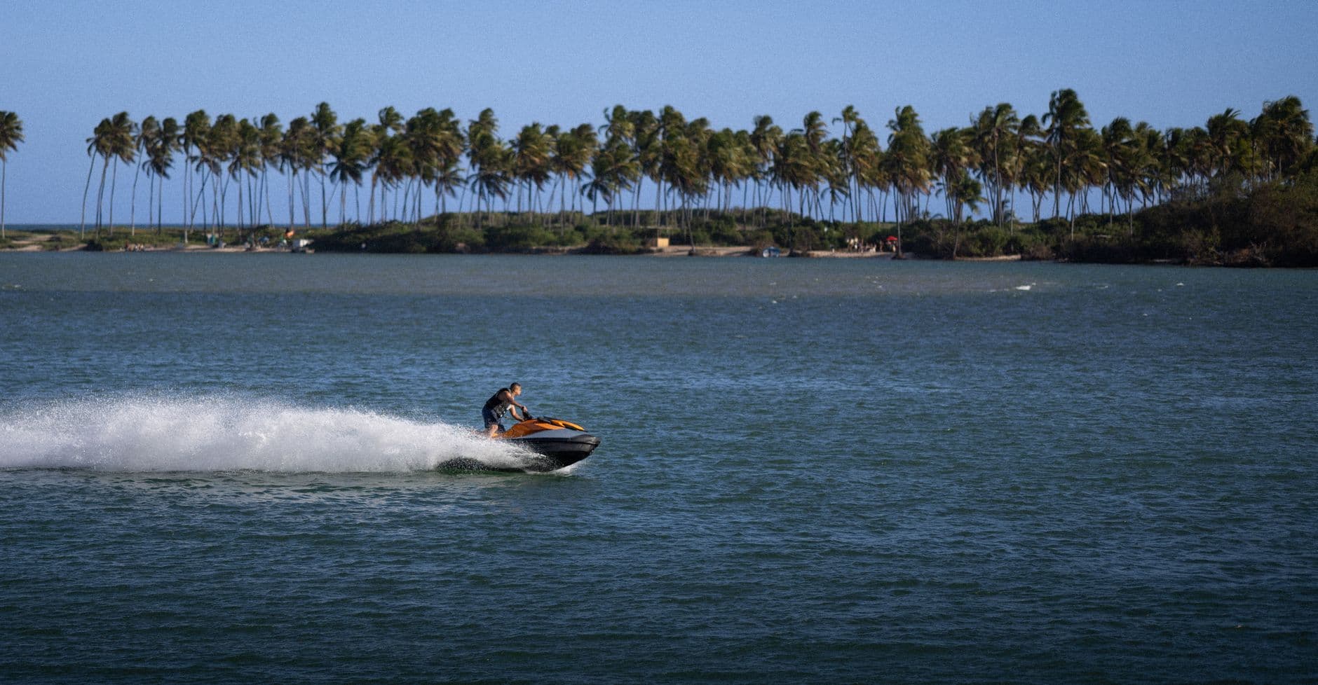 Watersports on the calm Bentota lagoon
